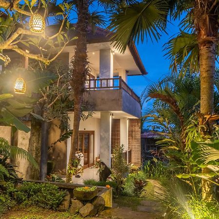 Mahadana Ubud Экстерьер фото
