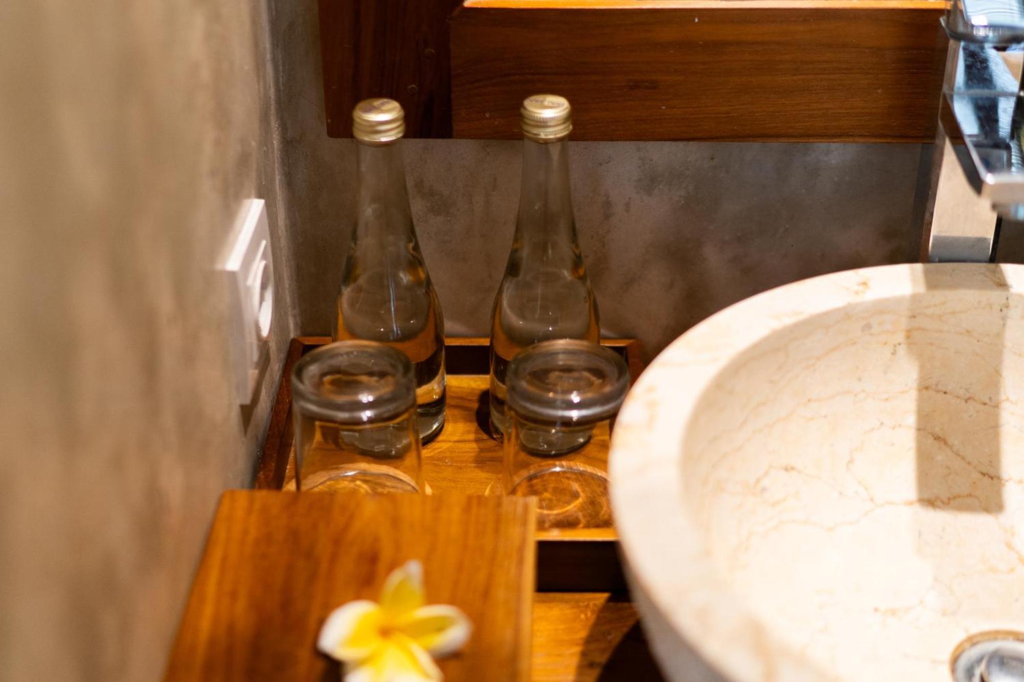 Mahadana Ubud Экстерьер фото