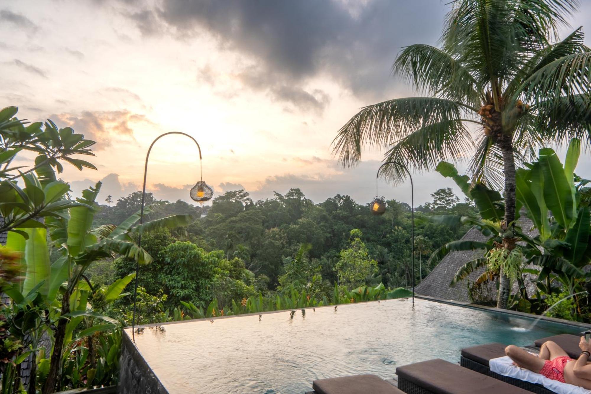 Mahadana Ubud Экстерьер фото