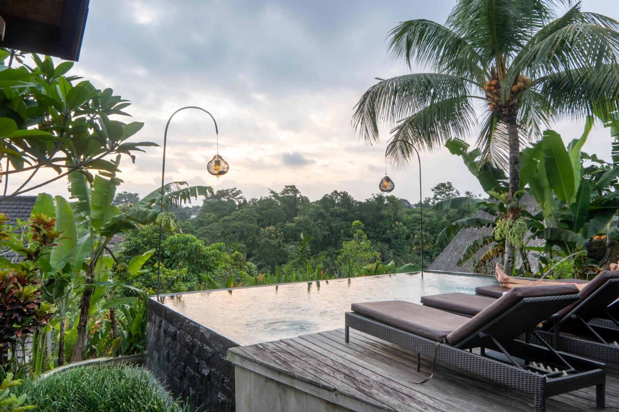 Mahadana Ubud Экстерьер фото
